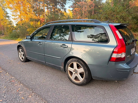 Volvo V50 6 of 24