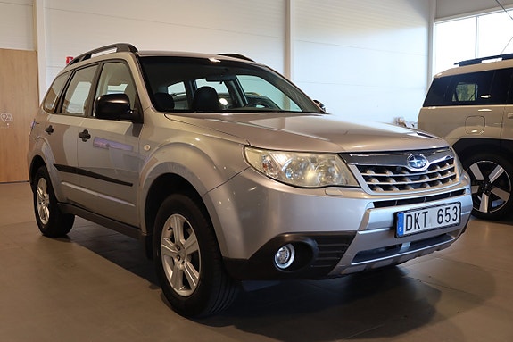 Subaru Forester 4 of 25