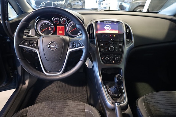 Opel Astra 13 of 20