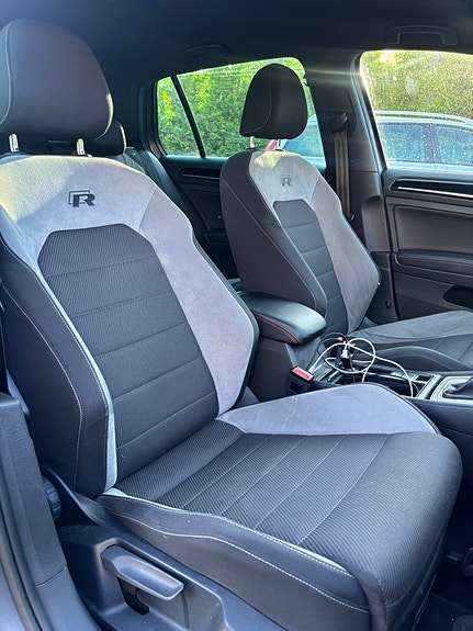 Volkswagen Golf VII 7 of 13