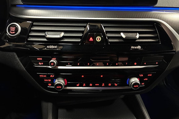 BMW 520d 25 of 29