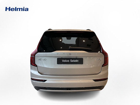 Volvo XC90 9 of 24