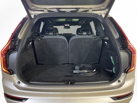 Volvo XC90 20 of 24