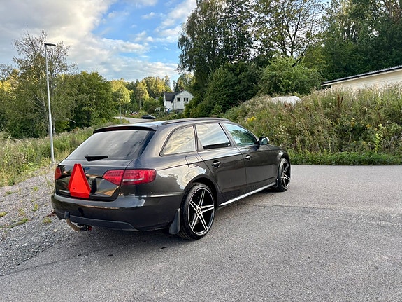 Audi A4 4 of 7