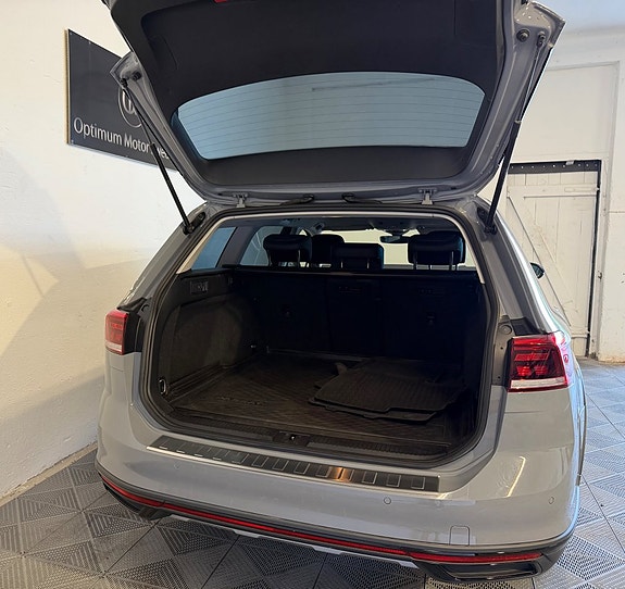 Volkswagen Passat Alltrack 20 of 20