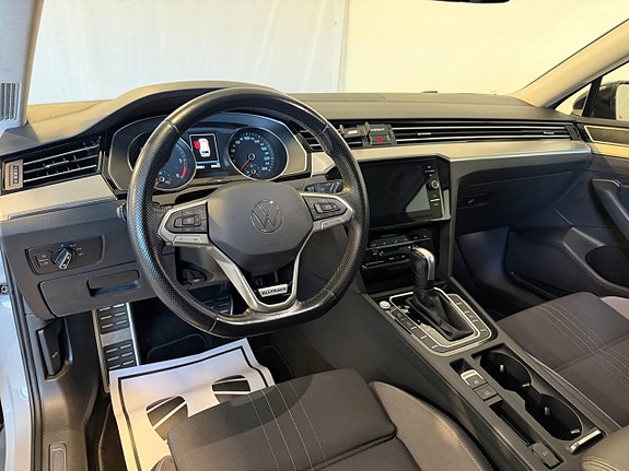 Volkswagen Passat Alltrack 8 of 20