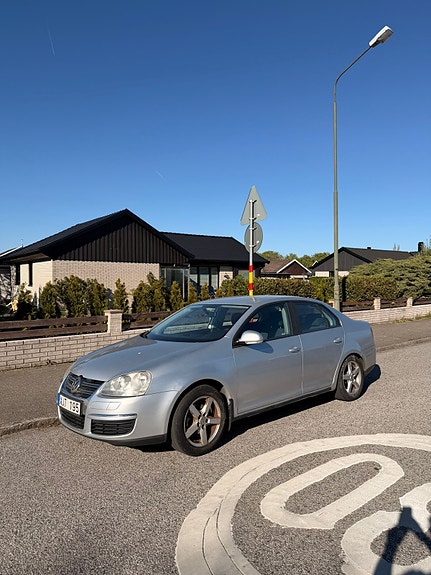 Volkswagen Jetta 7 of 7