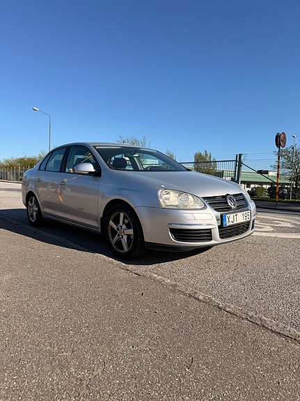 Volkswagen Jetta 6 of 7