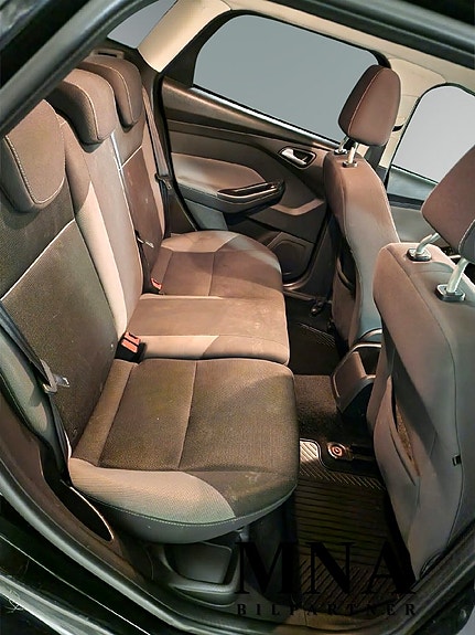 Ford Focus 11 of 13
