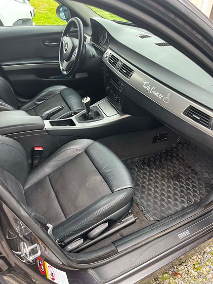 BMW 320d 5 of 6