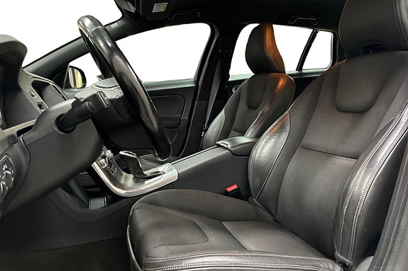 Volvo V60 Cross Country 13 of 28