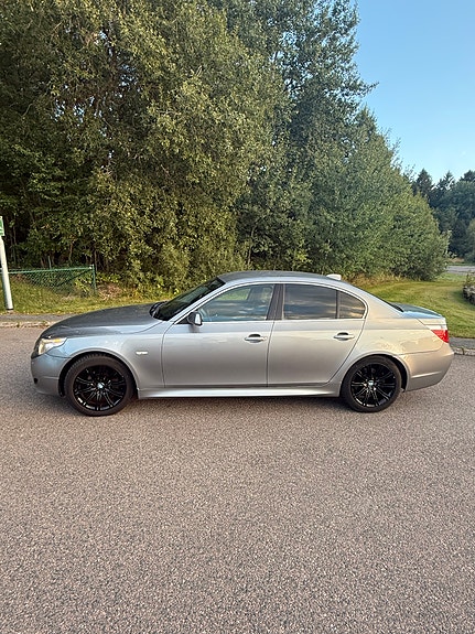 BMW 525i 4 of 9