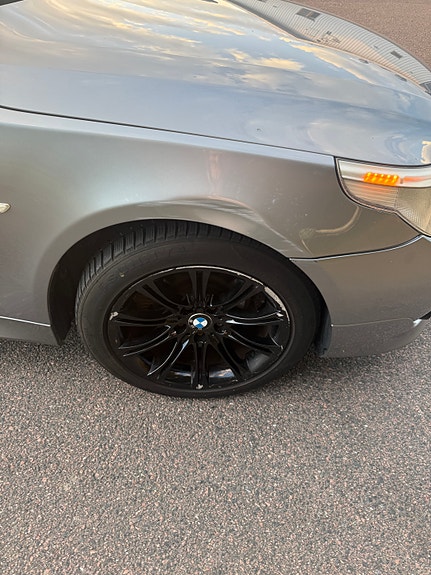 BMW 525i 8 of 9