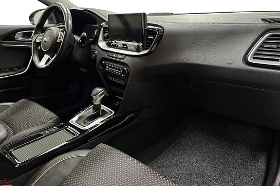 Kia XCeed 16 of 28