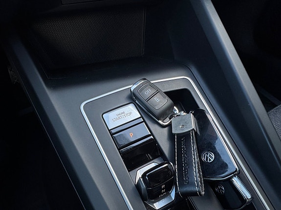 Volkswagen Golf VIII 20 of 30