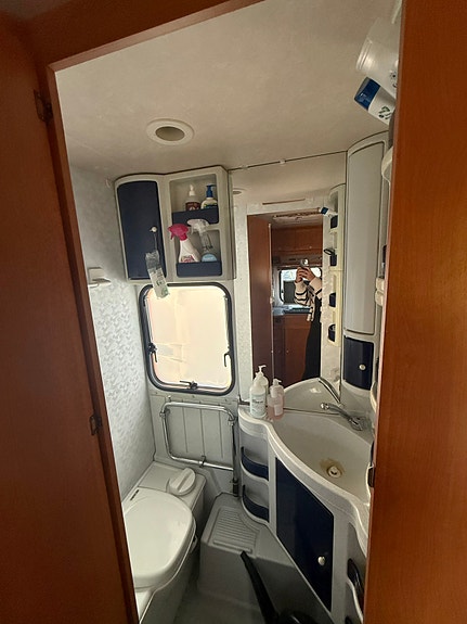 Adria Unica C 563UL 7 of 12
