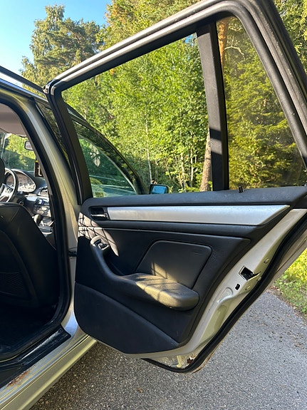 BMW 330Xi 12 of 20