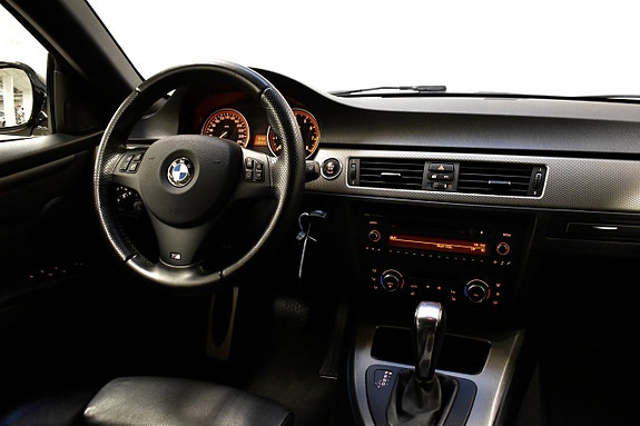 BMW 325i 13 of 26