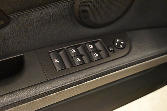BMW 325i 26 of 26