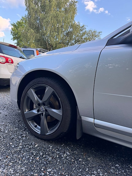 Volvo V70 6 of 10