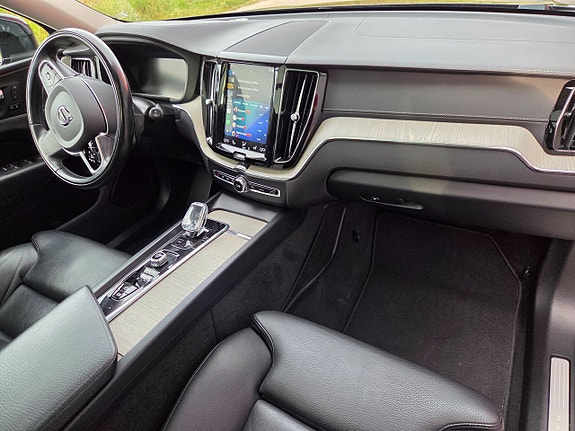 Volvo XC60 24 of 25