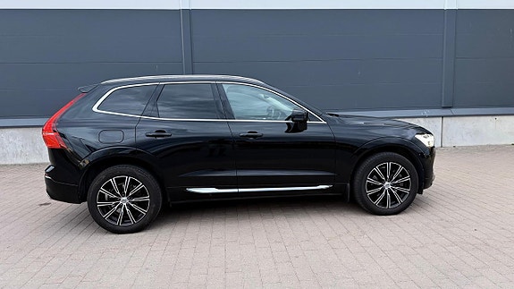 Volvo XC60 5 of 25