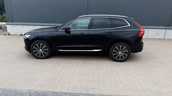 Volvo XC60 4 of 25