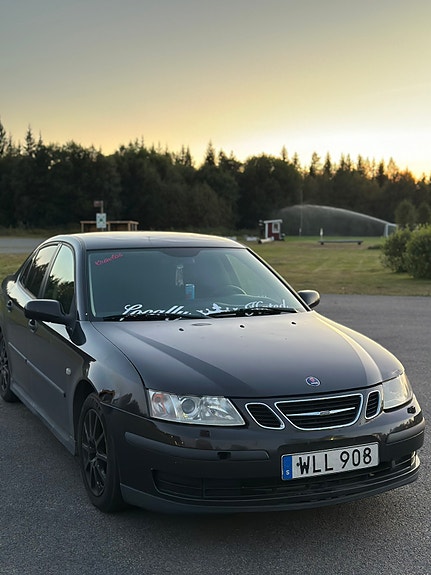 Saab 9-3 2 of 10