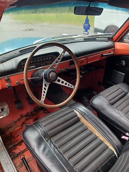 Volvo Amazon 4 of 5