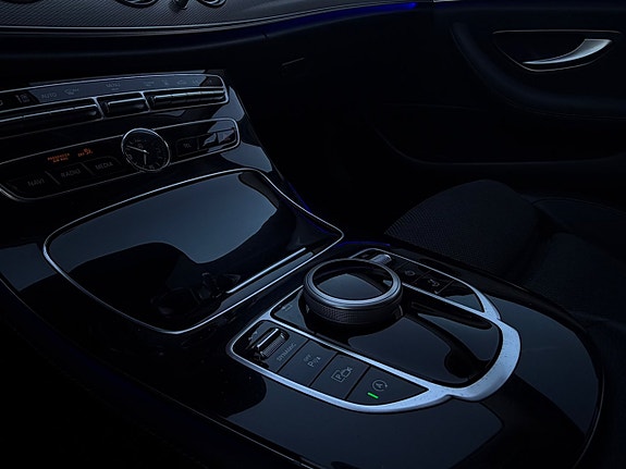 Mercedes-Benz E220 d 13 of 13