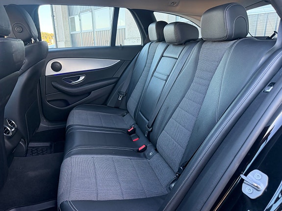 Mercedes-Benz E220 d 9 of 13