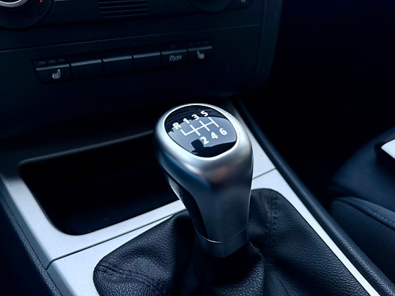 BMW 118d 15 of 17