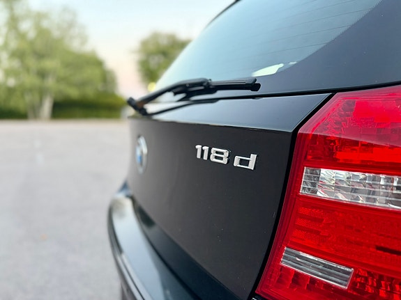 BMW 118d 9 of 17