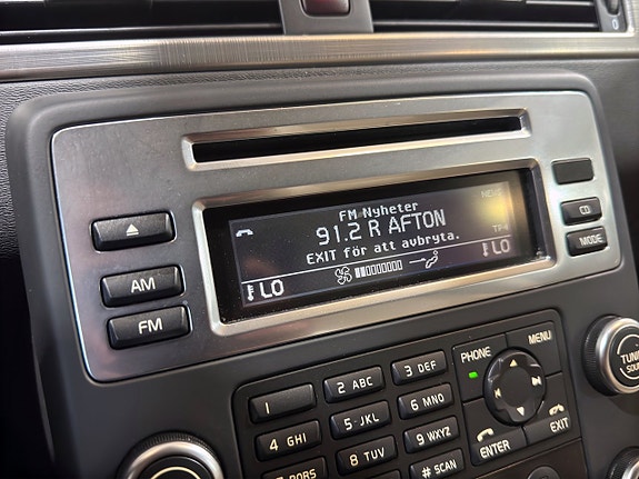 Volvo V70 16 of 26