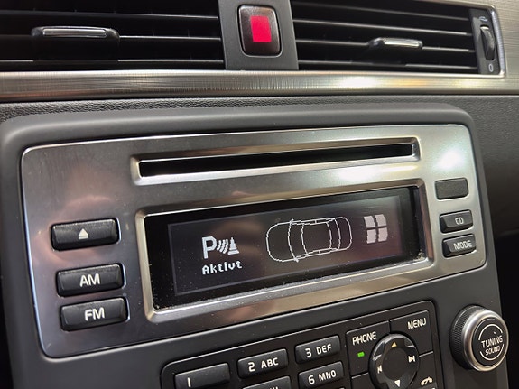 Volvo V70 12 of 26
