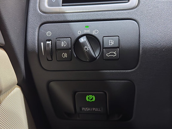 Volvo V70 24 of 26