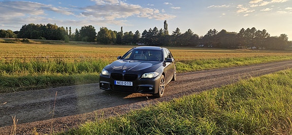 BMW 530d 4 of 6