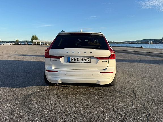 Volvo XC60 3 of 7