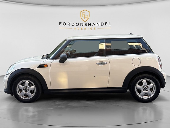 MINI One 8 of 14