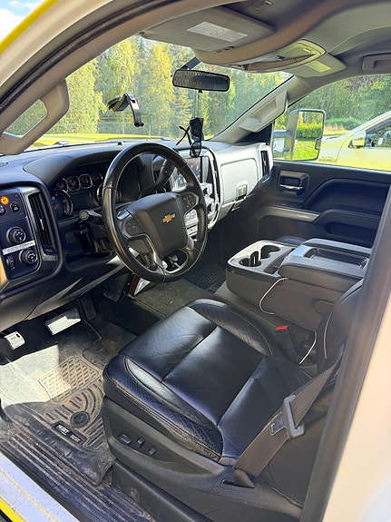 Chevrolet Silverado 3500 4 of 4