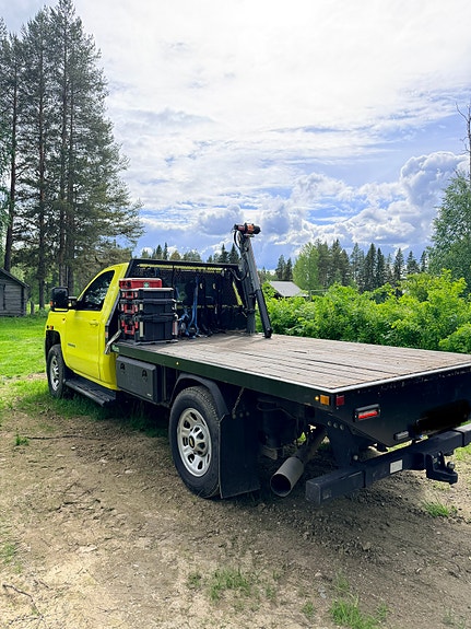 Chevrolet Silverado 3500 3 of 4