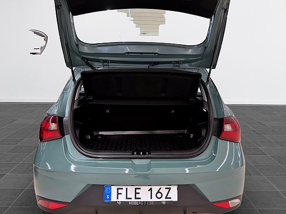 Hyundai i20 7 of 13