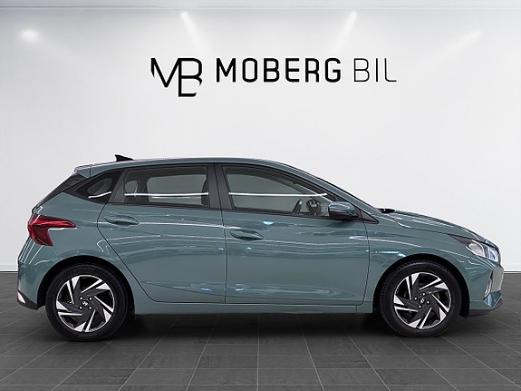 Hyundai i20 4 of 13