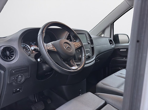 Mercedes-Benz eVito 112 12 of 15