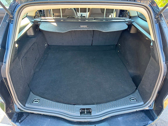 Ford Mondeo 7 of 9