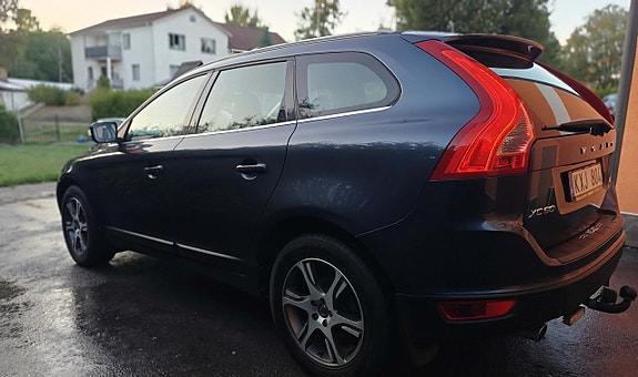 Volvo XC60 11 of 26
