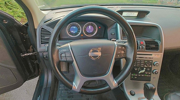 Volvo XC60 23 of 26