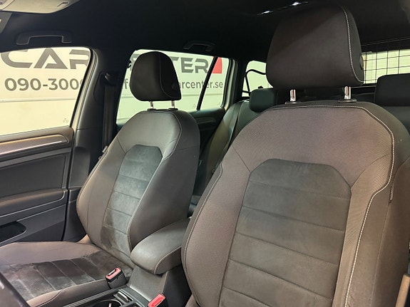 Volkswagen Golf Alltrack 21 of 28