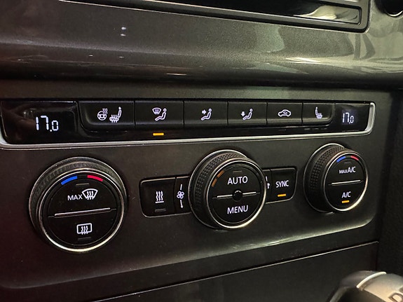 Volkswagen Golf Alltrack 17 of 28