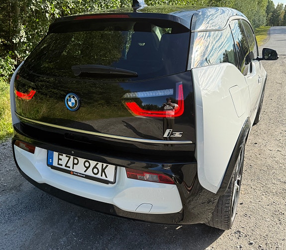 BMW i3s 3 of 8